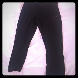 Nike Women’s running tights size large